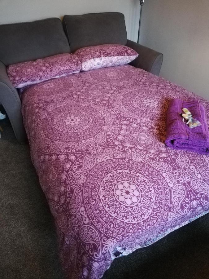 Little Cosy Cwtsh Ξενοδοχείο Pontyclun Εξωτερικό φωτογραφία